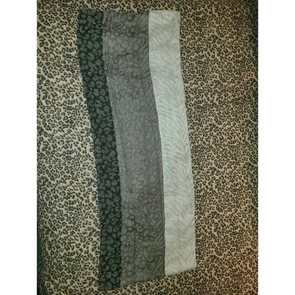 Lot of 4 Scarves: Women's Headscarf/Neck Scarf One Size Multicolor (AH) - Picture 11 of 16